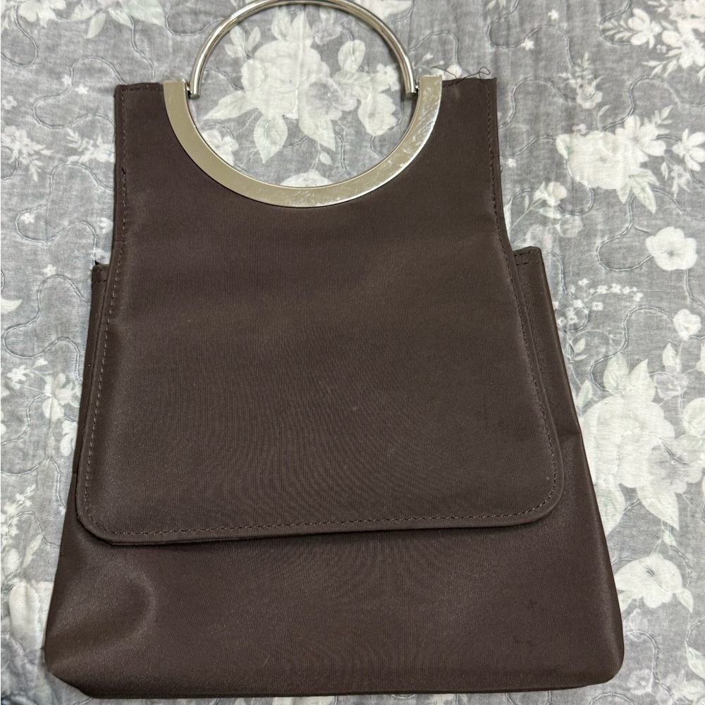 Elegant Brown Handbag with Silver Accents - Picture 5 of 9